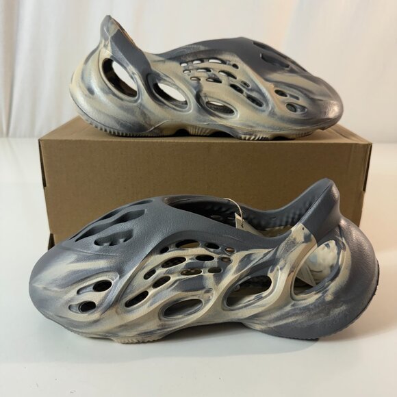 Adidas Yeezy Foam RNR MX Moon Grey Mens Size 7 NEW in Box - Picture 5 of 10